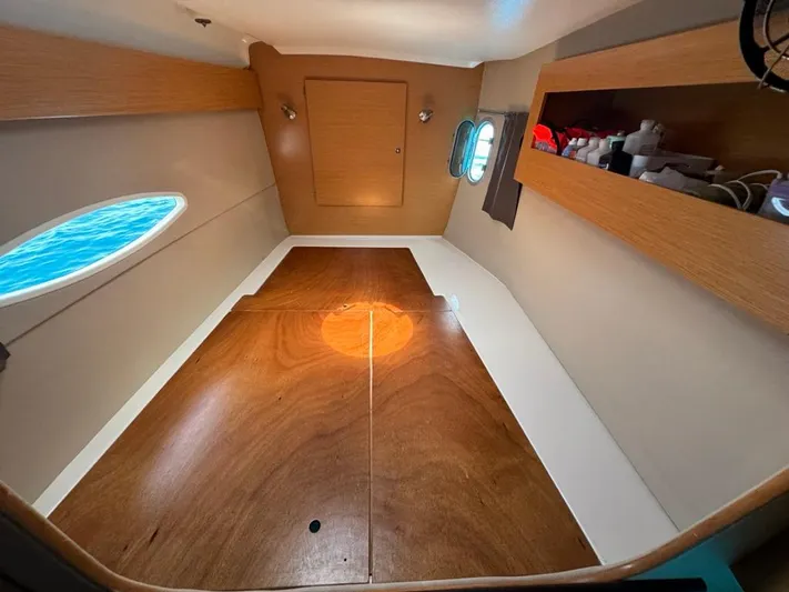 Benevah Yacht Photos Pics 