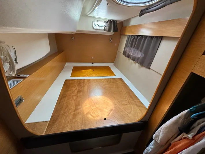 Benevah Yacht Photos Pics 