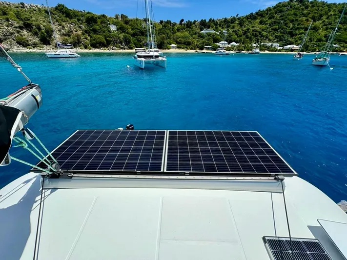 Benevah Yacht Photos Pics 