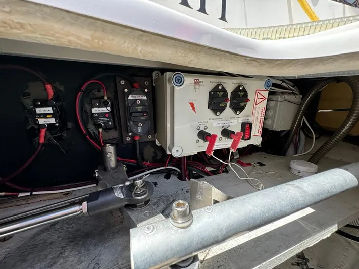 Benevah Yacht Photos Pics 