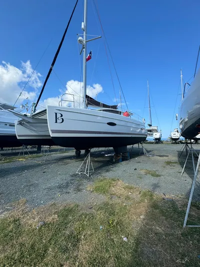 Benevah Yacht Photos Pics 