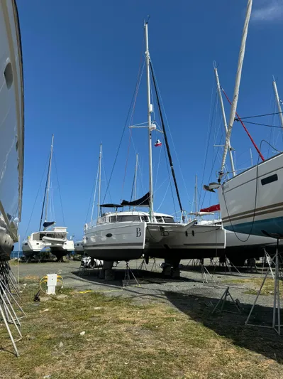 Benevah Yacht Photos Pics 