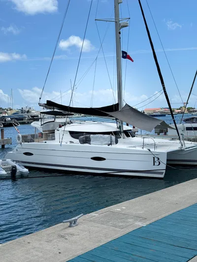 Benevah Yacht Photos Pics 