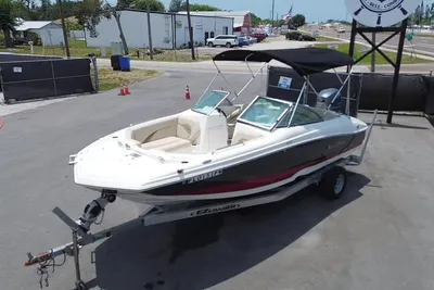 NauticStar 203DC Sport Deck