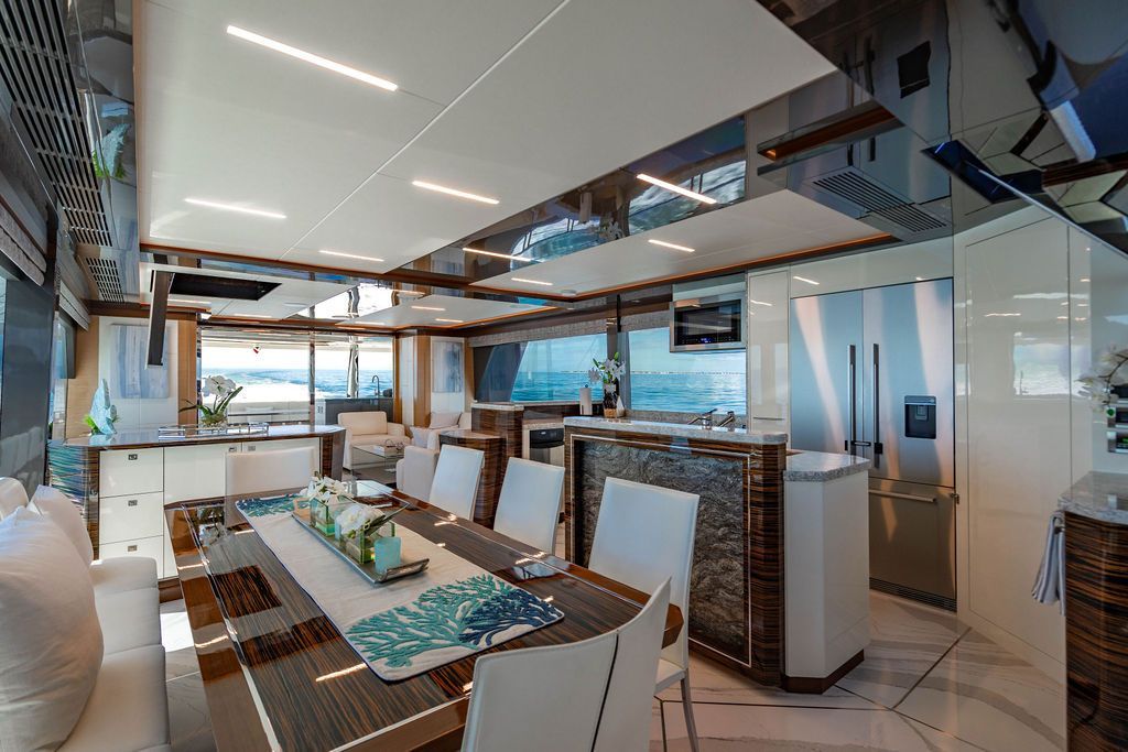 2020 Ocean Alexander 84 