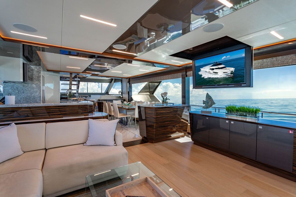 2020 Ocean Alexander 84 