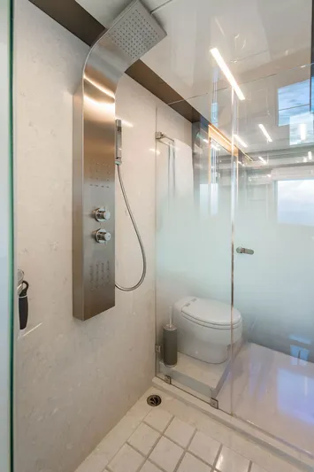 Stotsea Yacht Photos Pics 