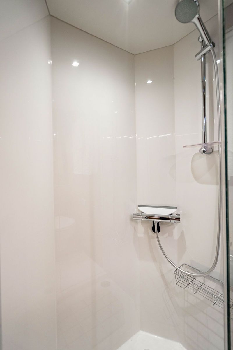 2020 Ocean Alexander 84 