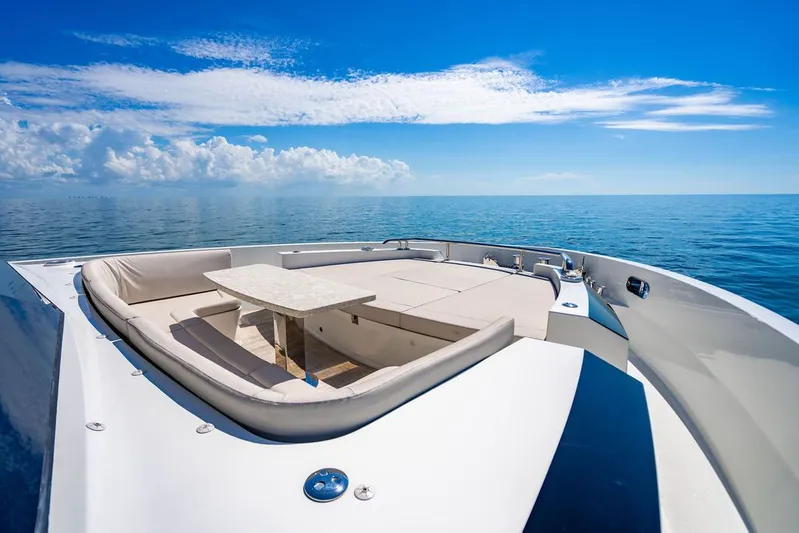 Stotsea Yacht Photos Pics 