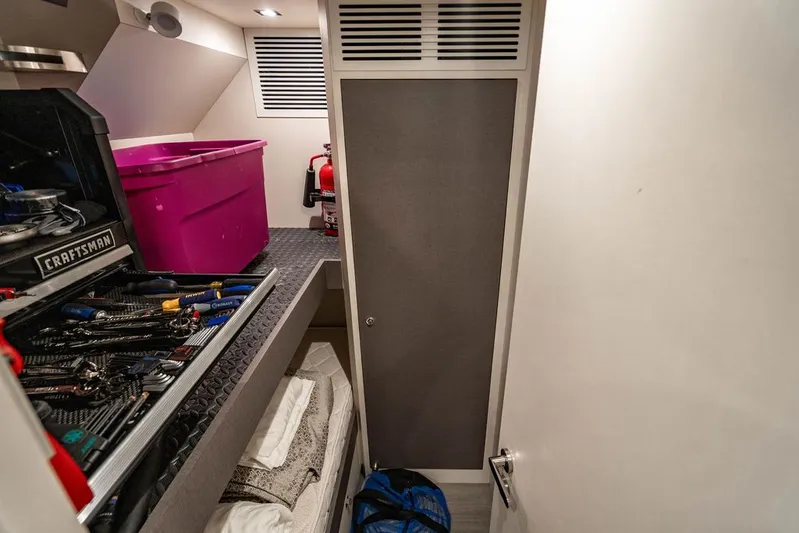 Stotsea Yacht Photos Pics 