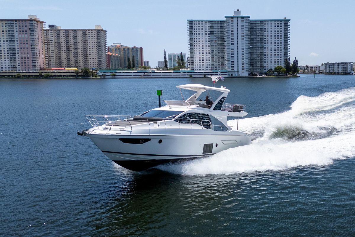 2023 Azimut 50 