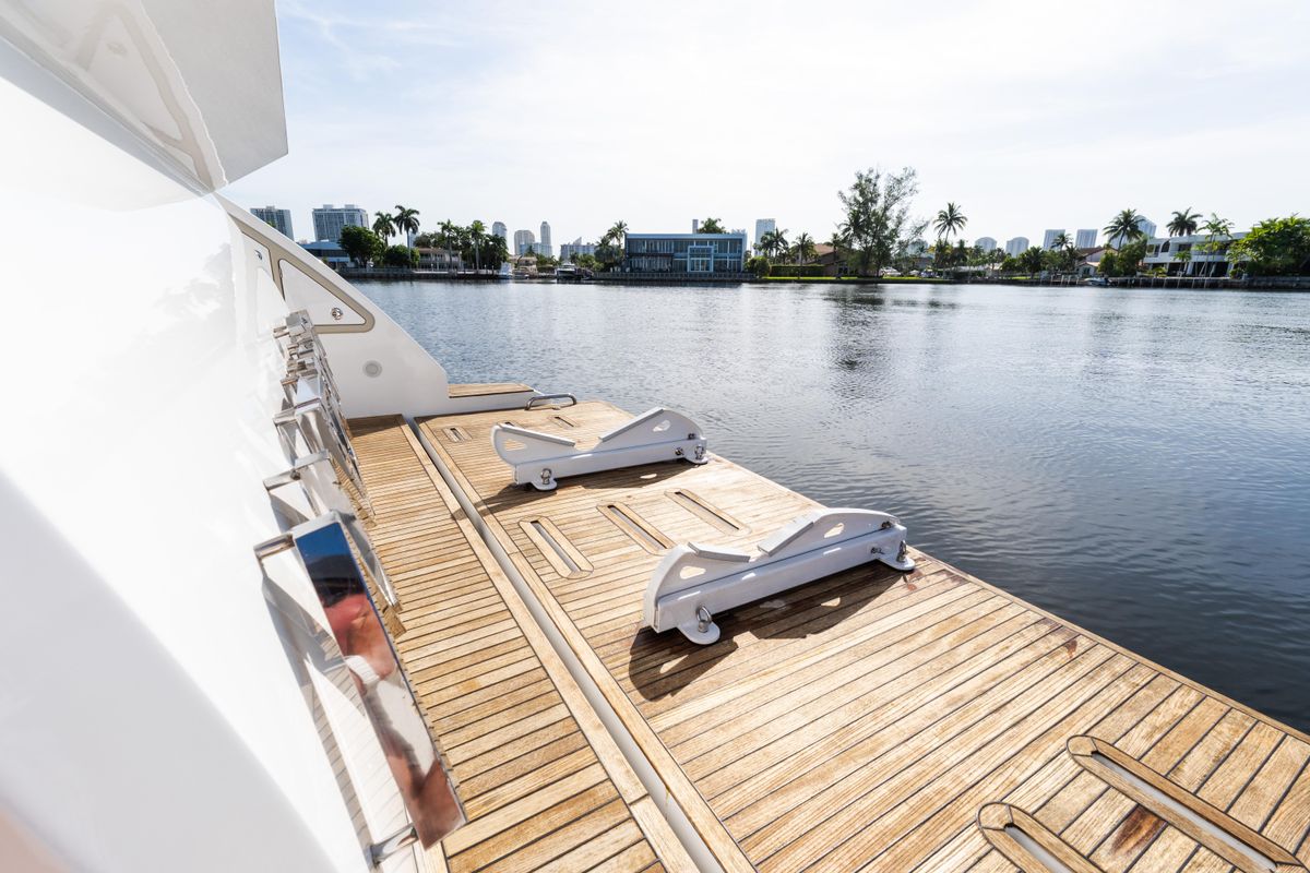2023 Azimut 50 