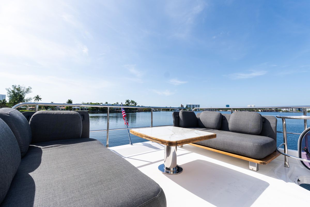 2023 Azimut 50 