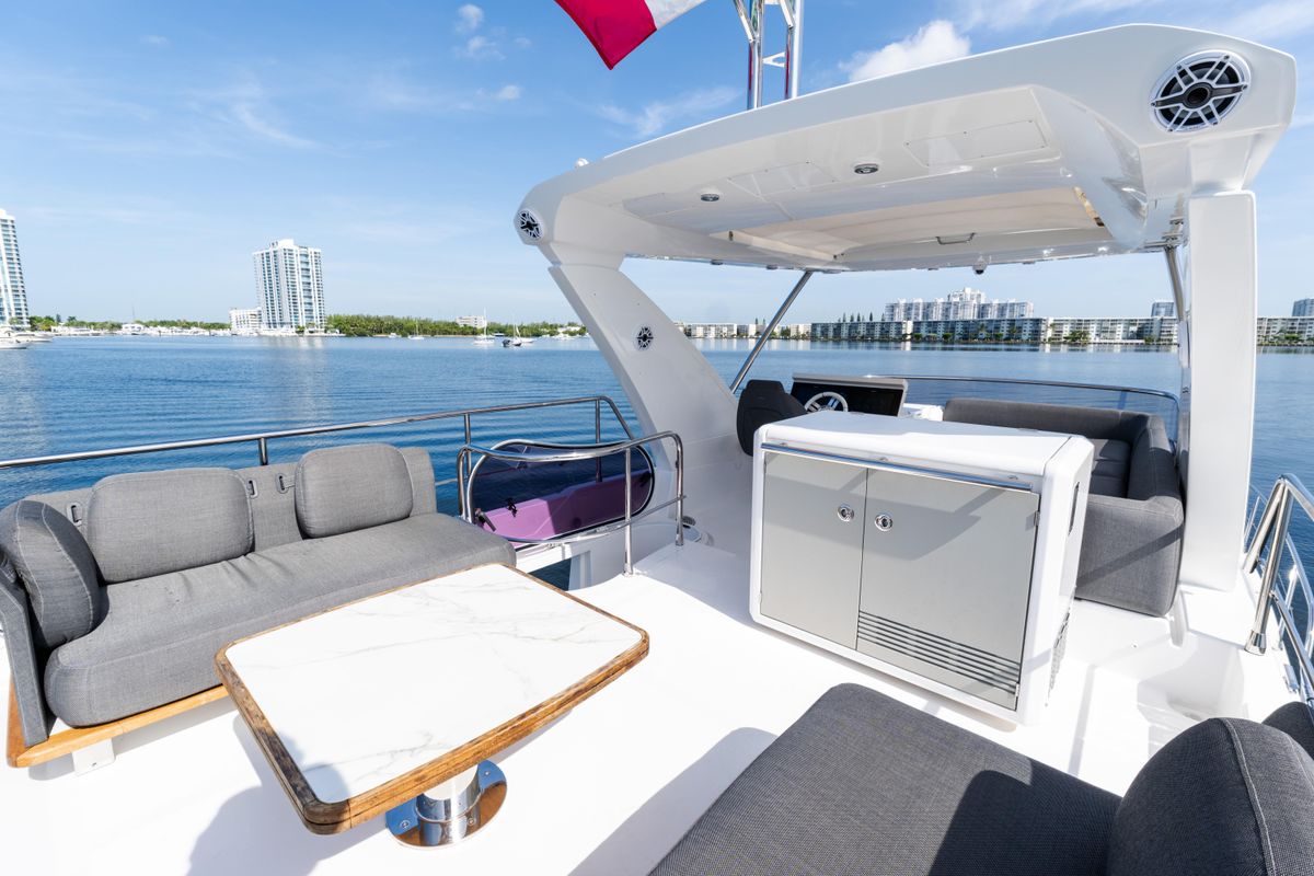 2023 Azimut 50 
