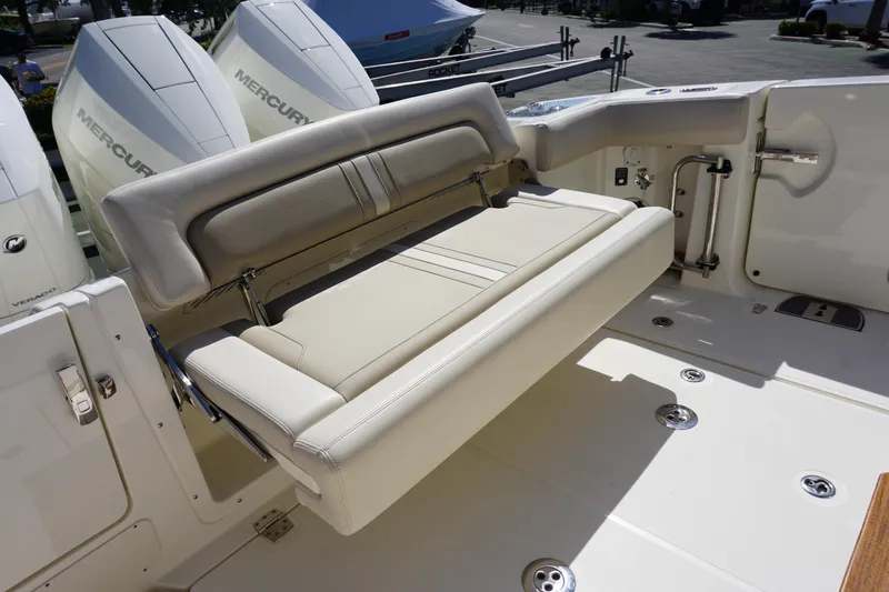 Bwce0015f324 Yacht Photos Pics 2024 Boston Whaler 350 Realm boat with foldable seating and Mercury engines.