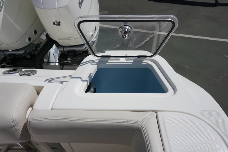 Bwce0015f324 Yacht Photos Pics Boston Whaler 350 Realm 2024 boat with open storage compartment and twin engines.