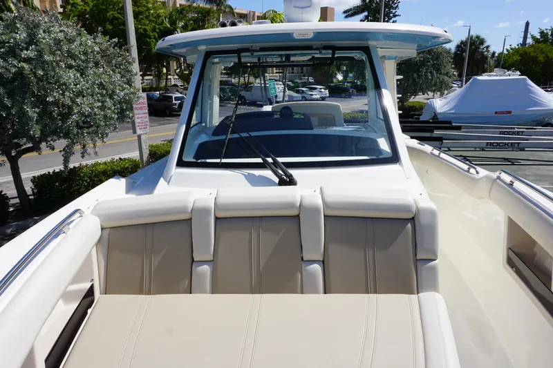 Bwce0015f324 Yacht Photos Pics 2024 Boston Whaler 350 Realm boat, front seating area and windshield view.
