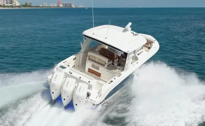 Bwce0015f324 Yacht Photos Pics 