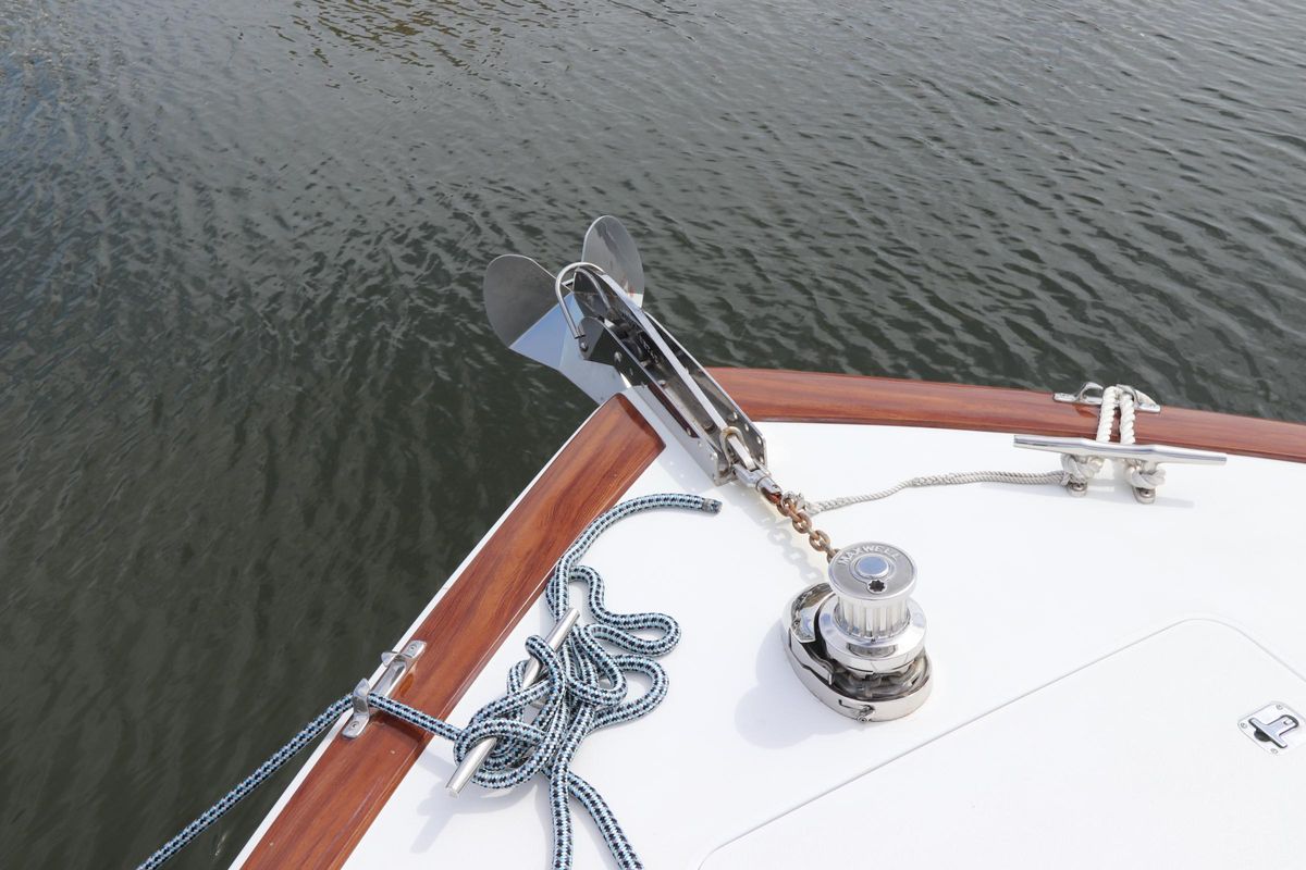 2000 Viking 65 