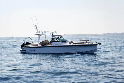 2025 Axopar 29 Sun Top