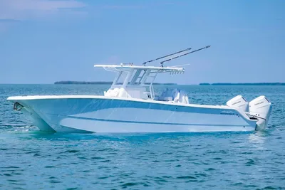 Invincible 33 Catamaran