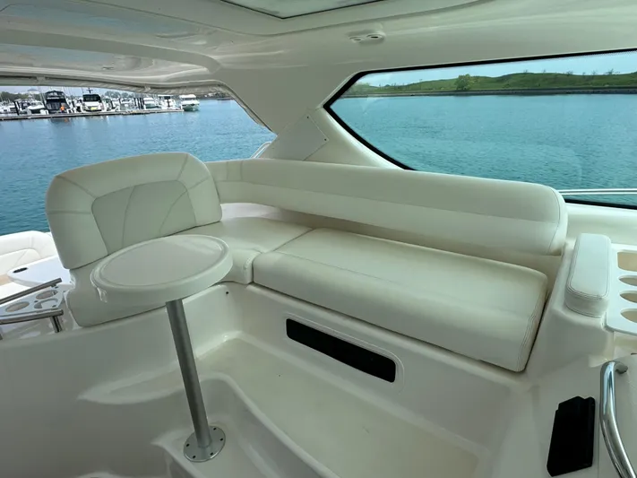 Blue Horseshoe Yacht Photos Pics 