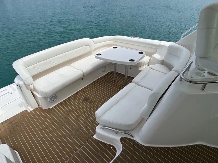 Blue Horseshoe Yacht Photos Pics 