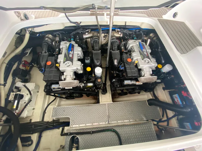  Yacht Photos Pics 2012 Formula 350 SS FX6 engine compartment with dual engines and clean layout.