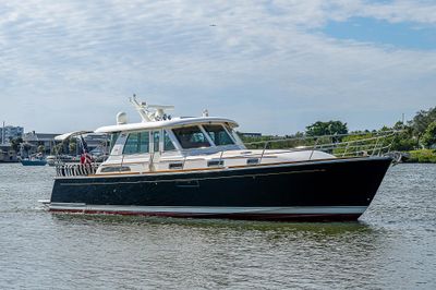 Yacht