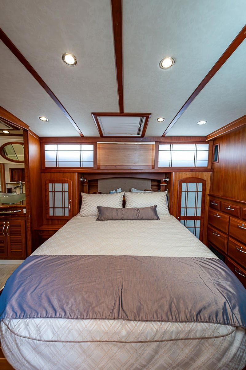 2012 Sabre 48 