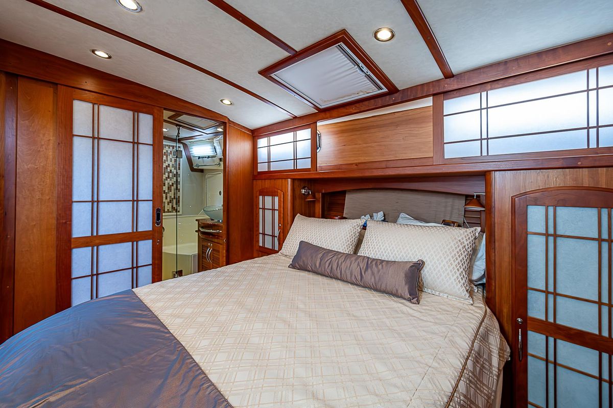 2012 Sabre 48 