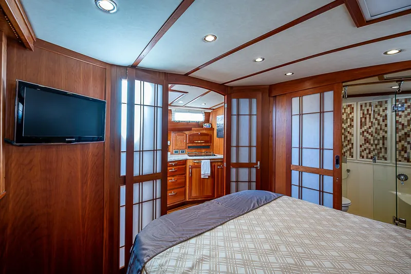 Captain And The Kid Yacht Photos Pics 