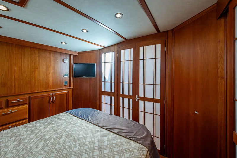 Captain And The Kid Yacht Photos Pics 