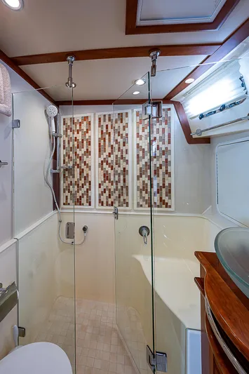 Captain And The Kid Yacht Photos Pics 