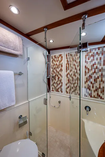 Captain And The Kid Yacht Photos Pics 