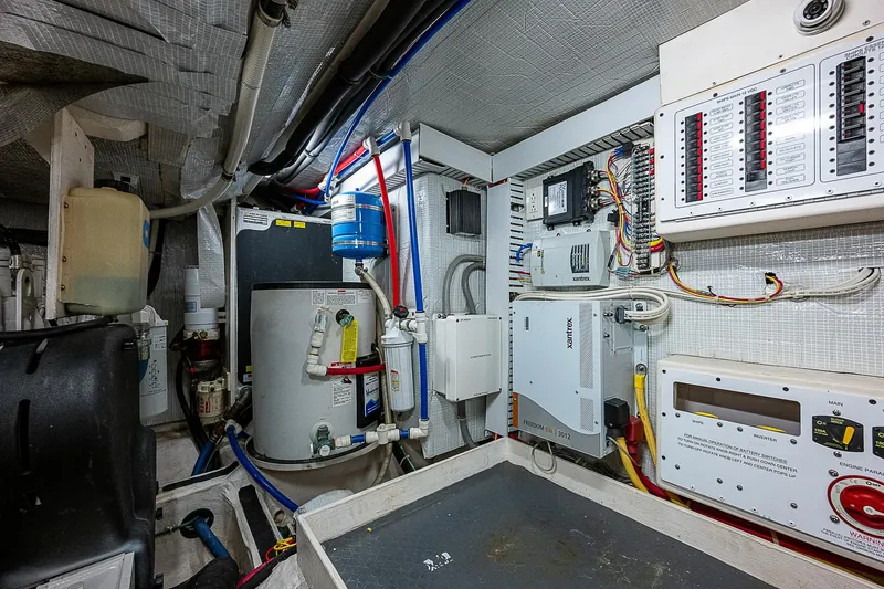 Captain And The Kid Yacht Photos Pics 