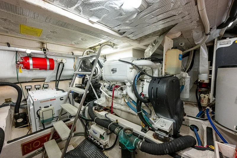 Captain And The Kid Yacht Photos Pics 