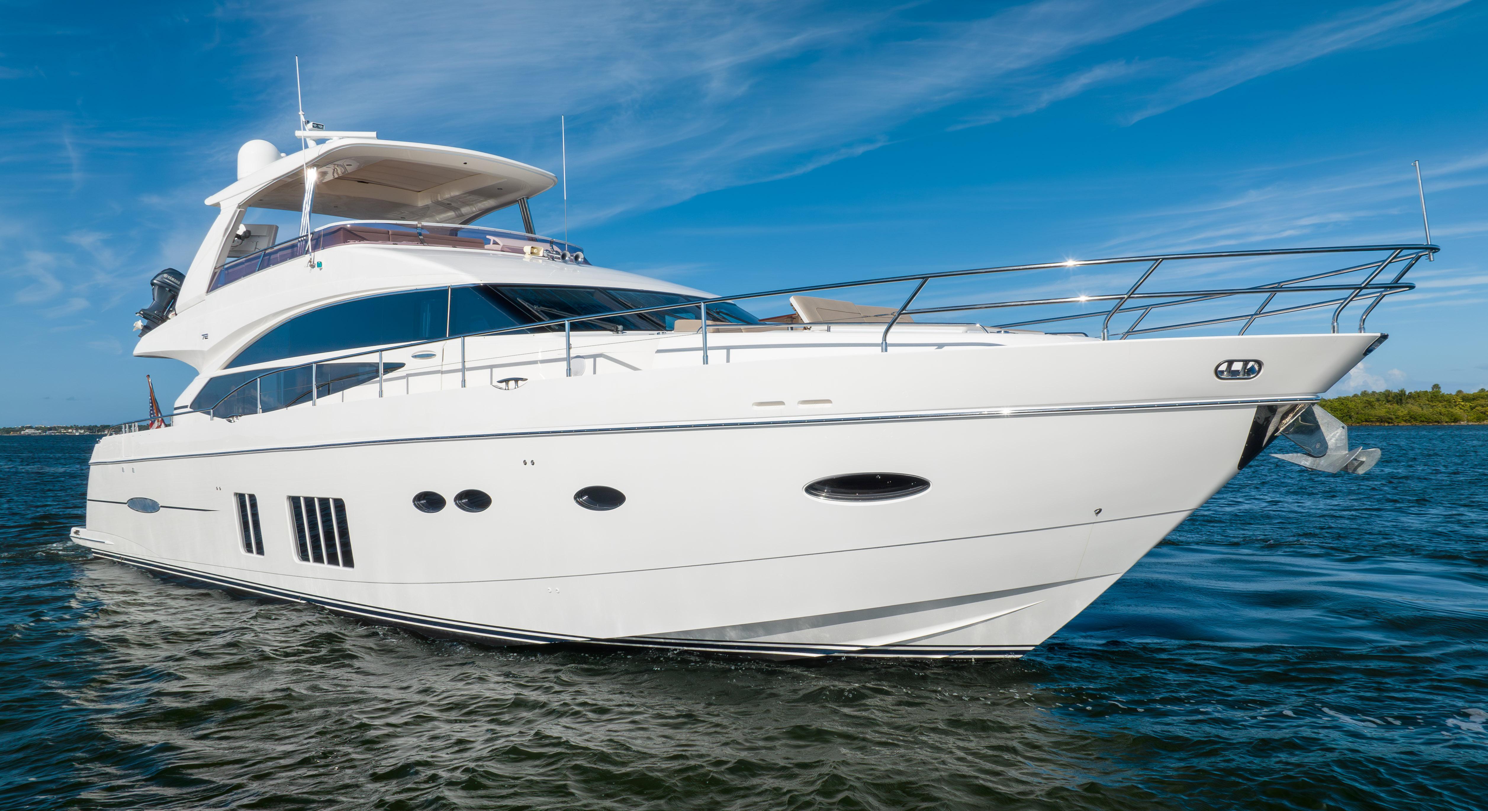 2013 Princess 72 MY Motor Yachts for sale - YachtWorld