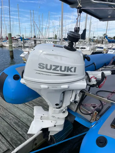 Mischievous Mermaid Yacht Photos Pics 