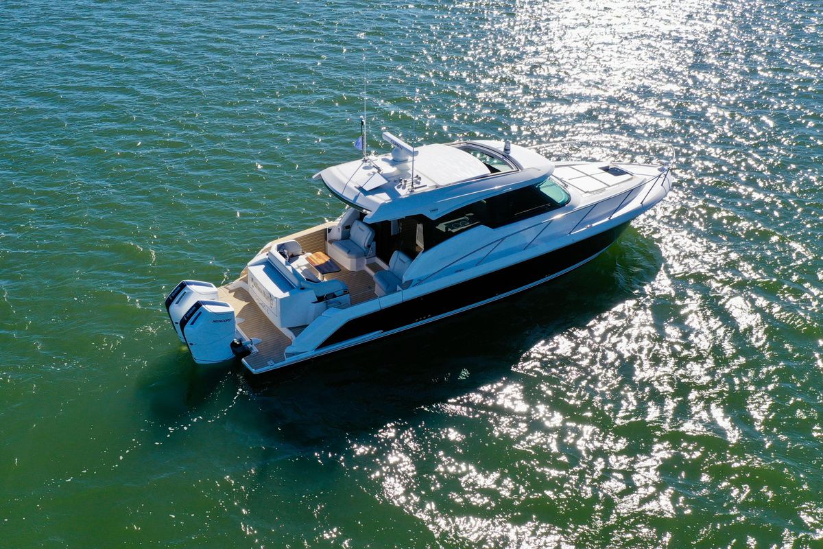 2025 Tiara Yachts 43 