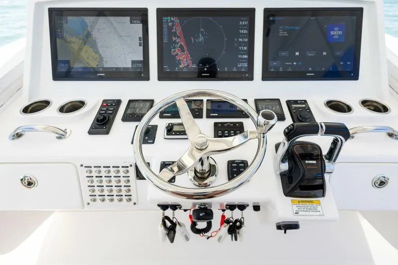 Fly Boy Yacht Photos Pics 