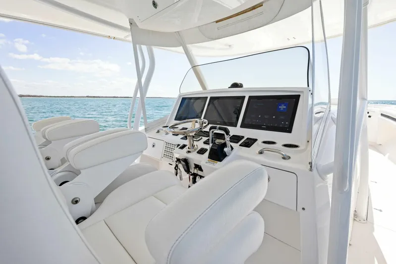 Fly Boy Yacht Photos Pics 