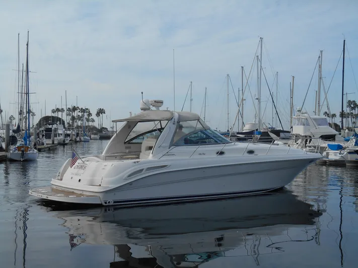 Cygnus Yacht Photos Pics 