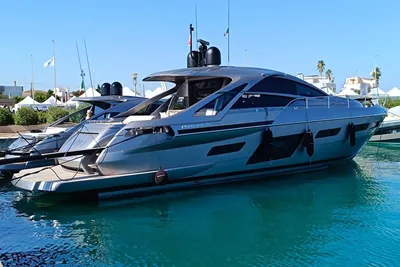2023 Pershing 7X