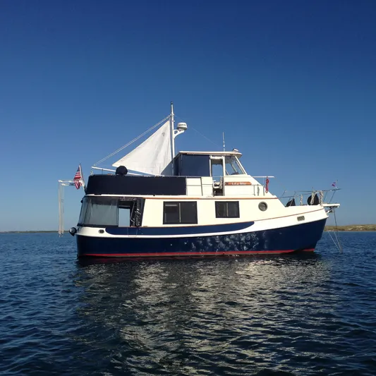 Popeye Yacht Photos Pics 