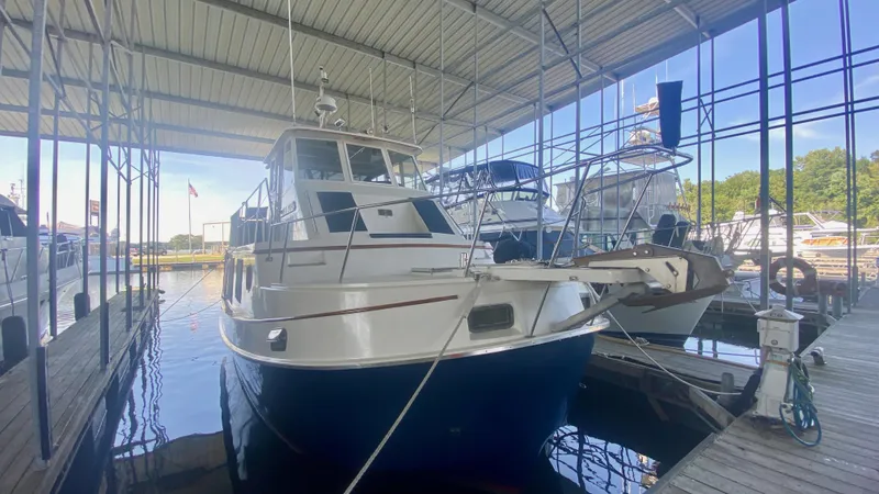 Popeye Yacht Photos Pics 