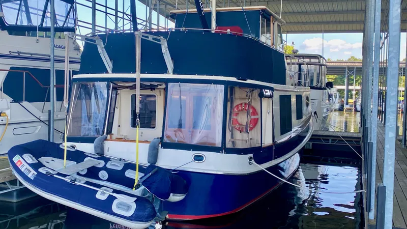 Popeye Yacht Photos Pics 