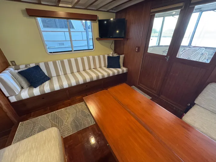 Popeye Yacht Photos Pics 