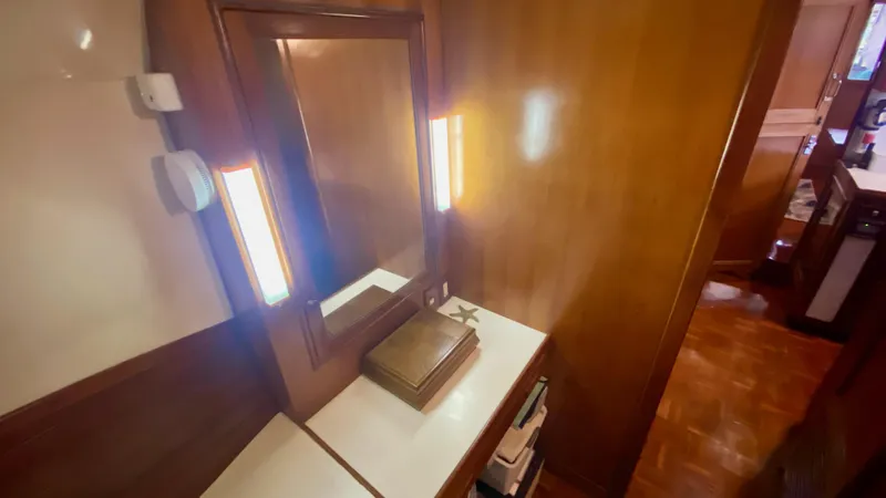 Popeye Yacht Photos Pics 