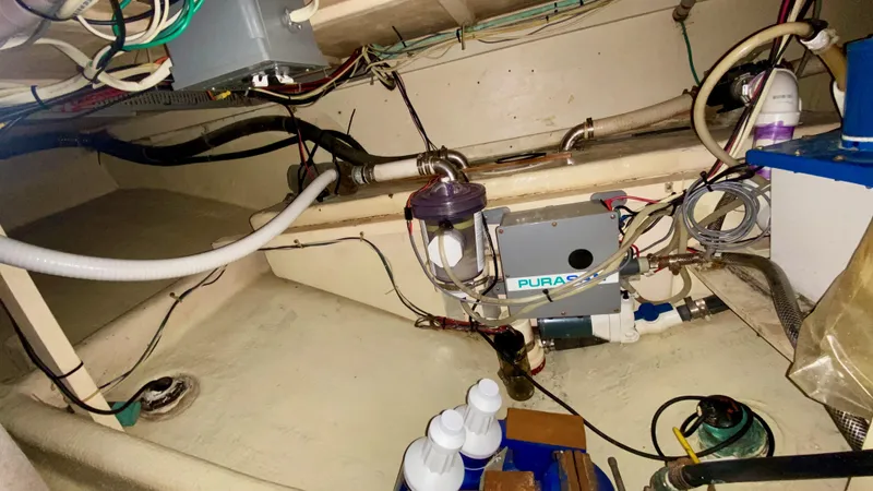 Popeye Yacht Photos Pics 